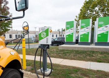 Don’t Wait to Train Technicians How to Maintain Electric Vehicles – Guest Voices