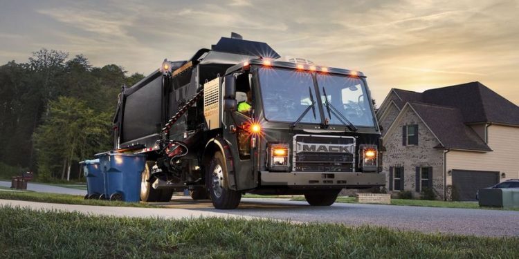 Emterra Group Orders Mack LR Electric – Equipment