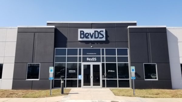 Bettaway Beverage Distributors Earns Carrier of the Year Recognition from Schneider Transportation