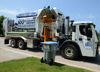 Holy crap! Ontario truck runs on cow manure.