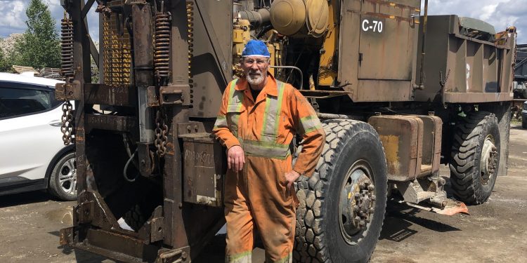 Ontario driver argues against lower point thresholds for senior truckers