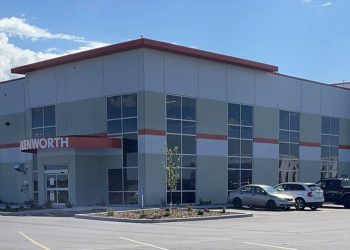 GreatWest Kenworth unveils new Alberta dealership
