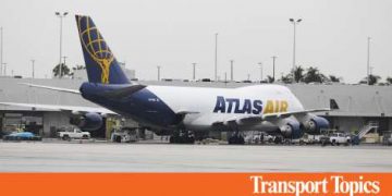 Apollo-Led Group to Buy Cargo-Hauler Atlas Air for $3.2 Billion