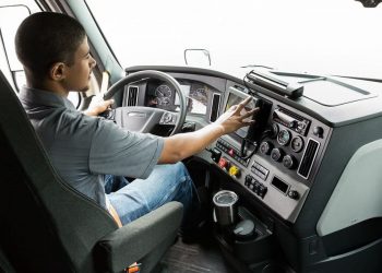 ATA: Truck Driver Demand Drives Wages Up in 2021 – Drivers