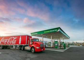 RNG Is Decarbonizing Trucking Today – Fleet Management