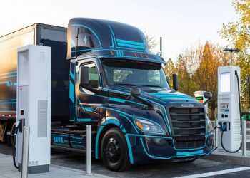 Action Plan Designed to Accelerate Electric Truck and Bus Adoption – Fuel Smarts